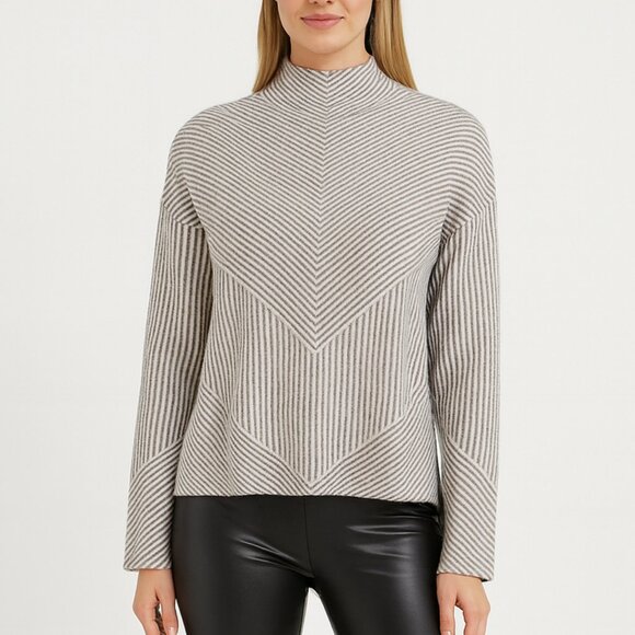 NWT Cynthia Rowley Fitted Mock Turtleneck Striped Sweater - Picture 1 of 9